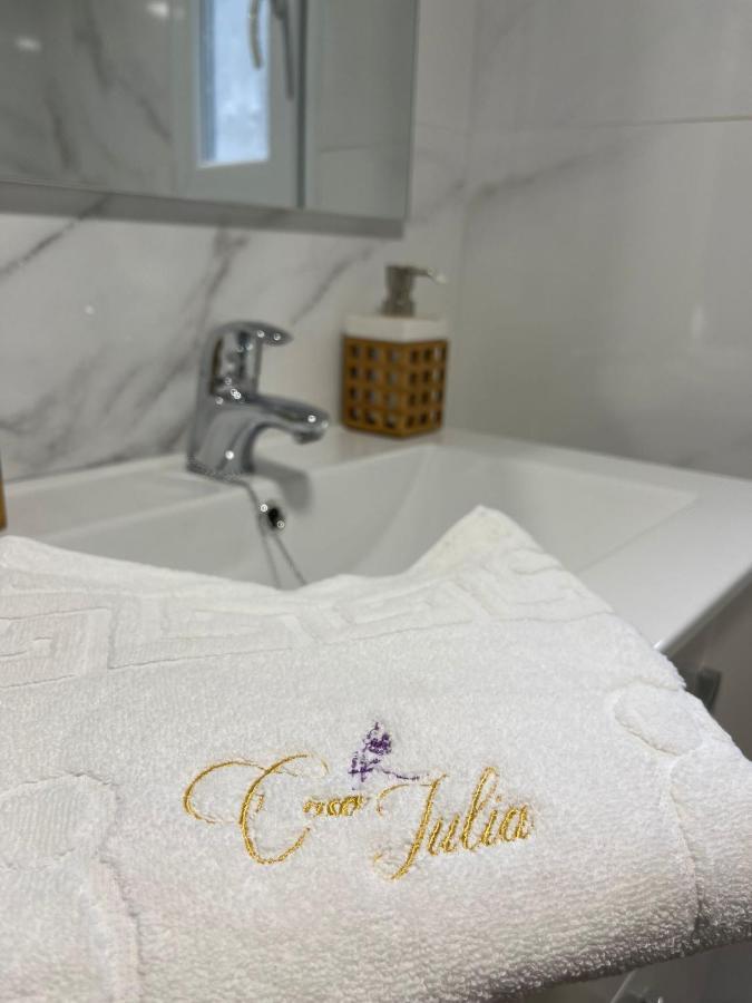 Casa Iulia Ξενοδοχείο Haro Εξωτερικό φωτογραφία
