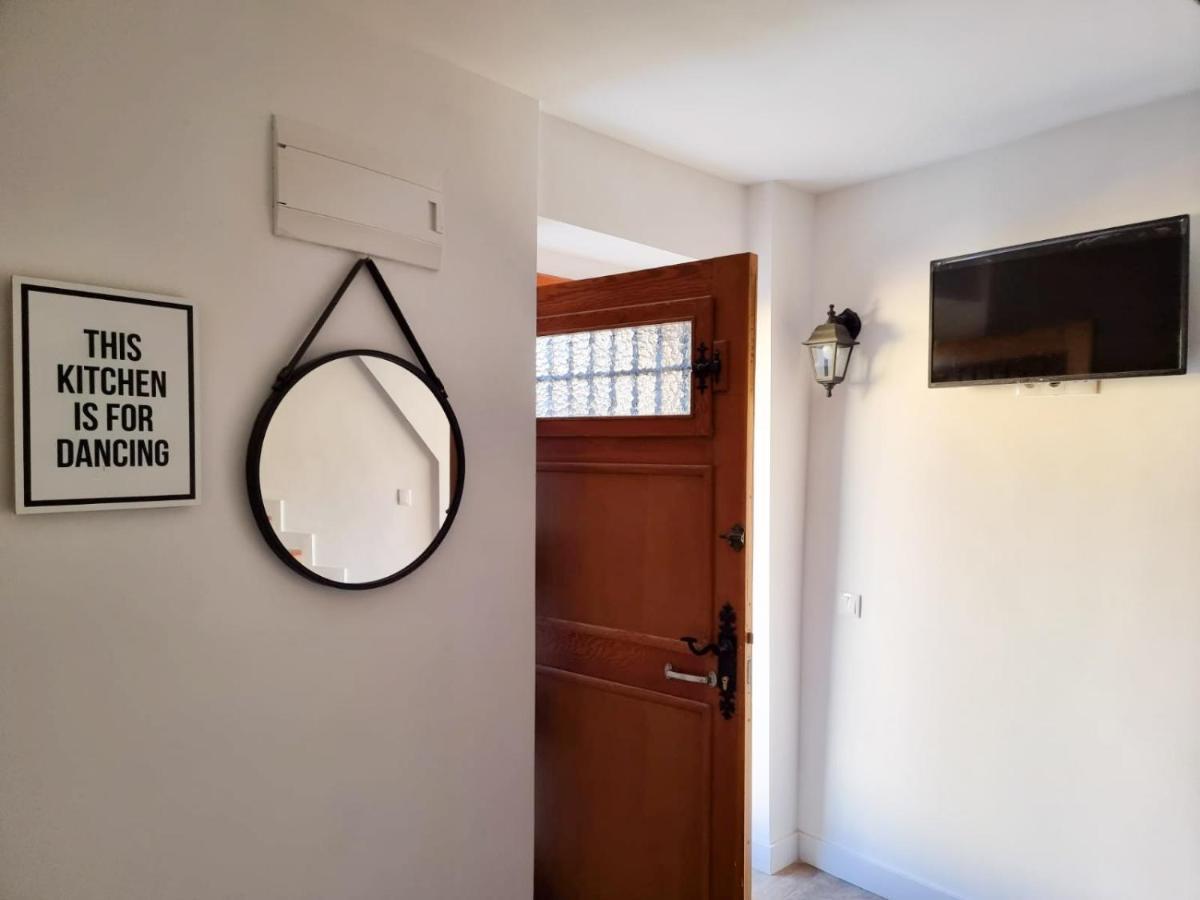 Casa Iulia Ξενοδοχείο Haro Εξωτερικό φωτογραφία